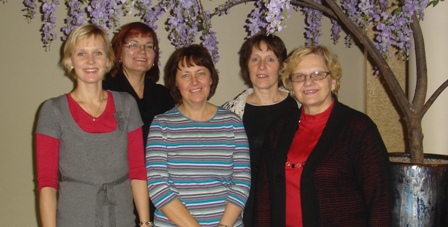 Kliinikumi haiglaõpetajad (vasakult): Katre Kandimaa, Hele Täär, Hilda Looper, Ene Kallaste ning Anja Männiksaar. Foto: erakogu.